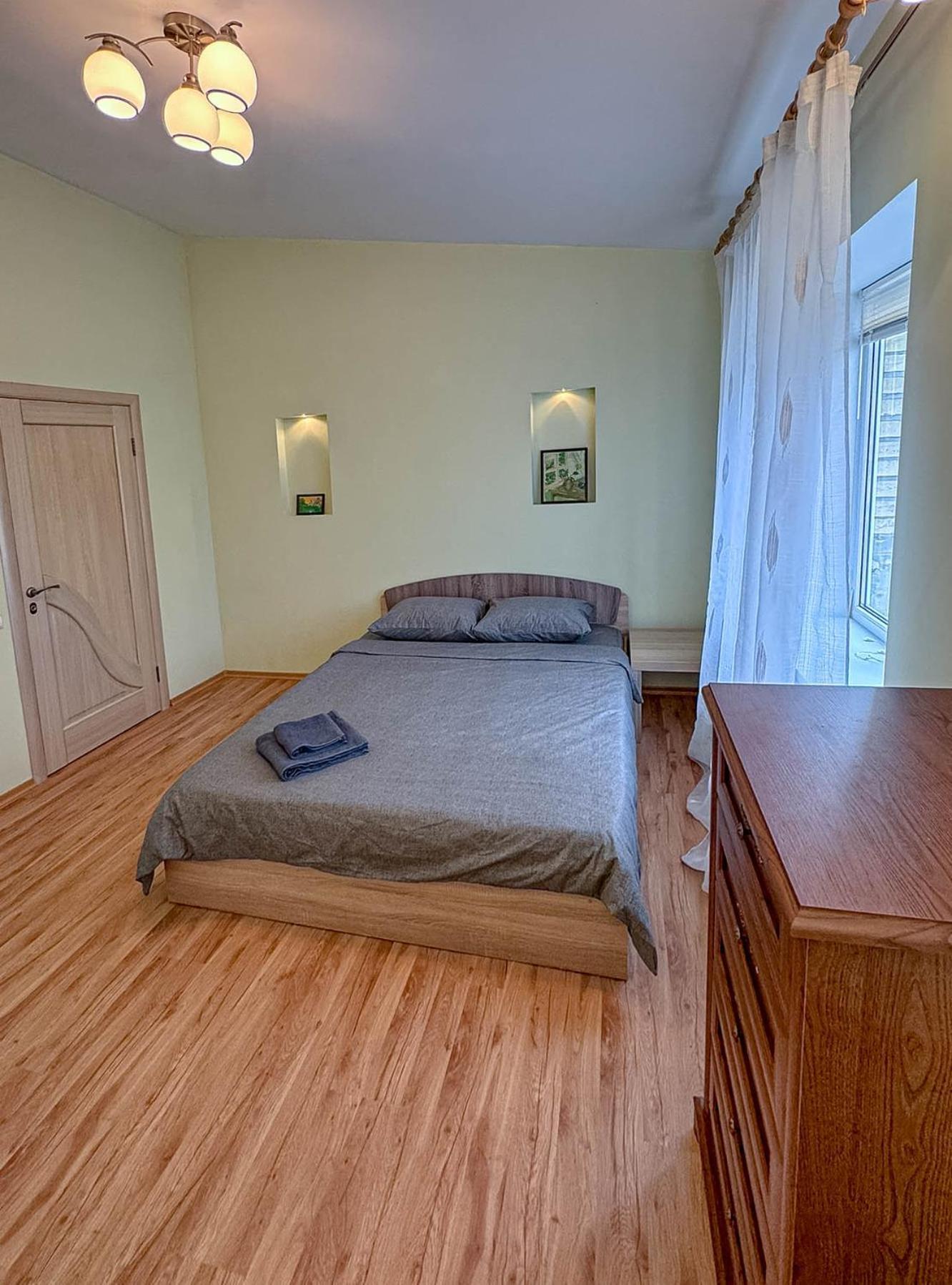 двоповерхові автентичні біля парку шевченка Apartament